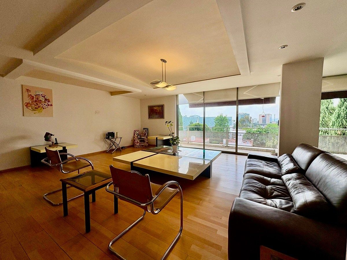 House in Jardines del Pedregal, Álvaro Obregón, photo 2 of 46