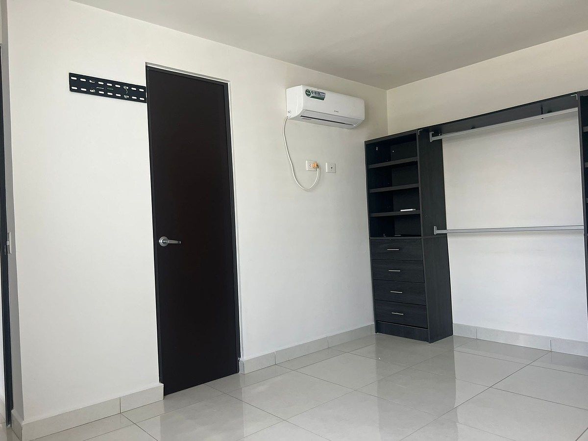Apartment in La Rioja Residencial, Tijuana, photo 14 of 31