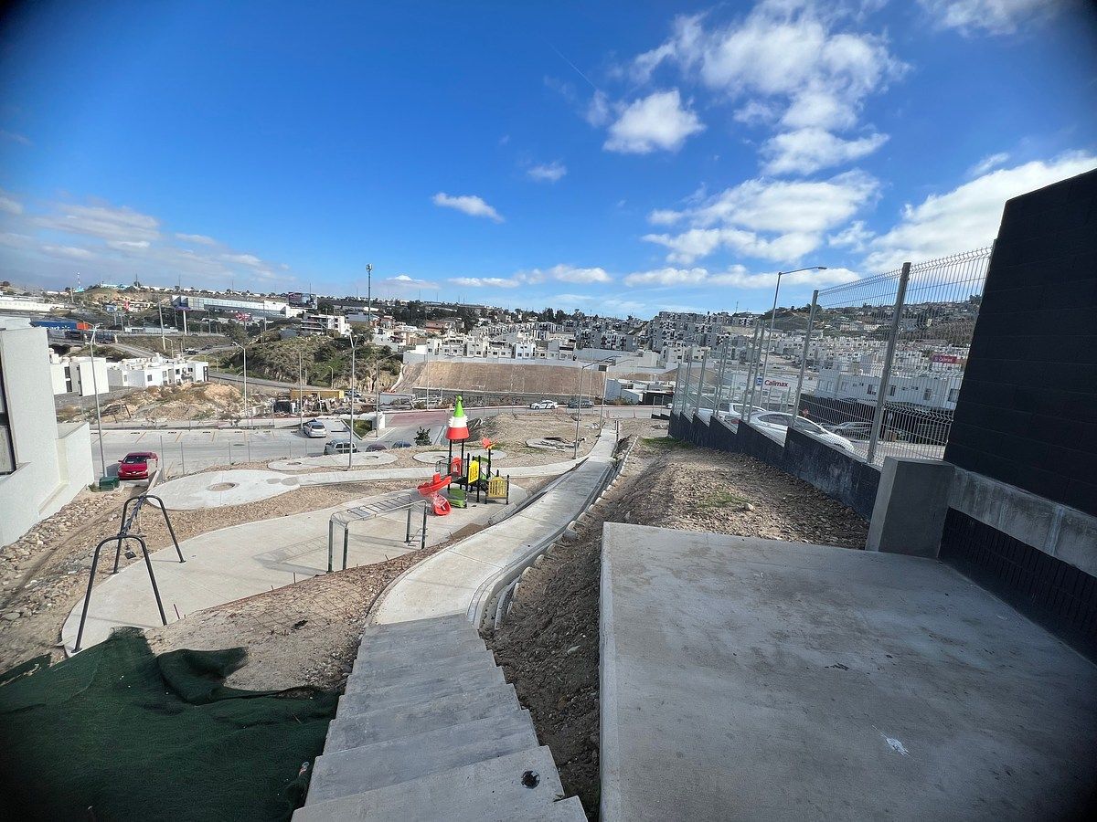 Apartment in La Rioja Residencial, Tijuana, photo 25 of 31