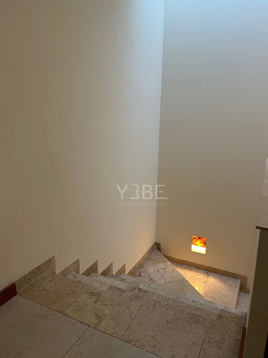 Casa em condomínio fechado em Santillana Parque Residencial, Zapopan, foto 8 de 17