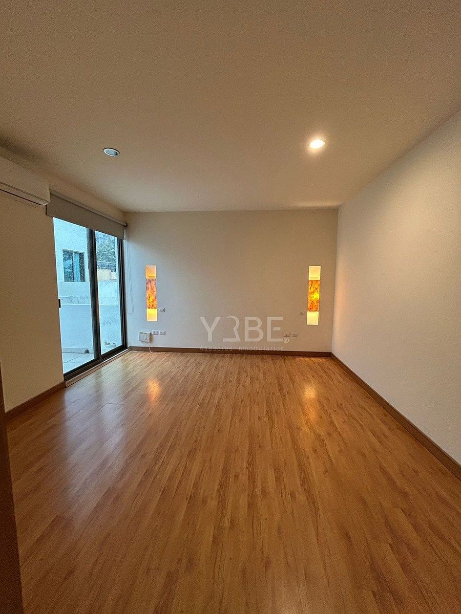 Casa em condomínio fechado em Santillana Parque Residencial, Zapopan, foto 9 de 17