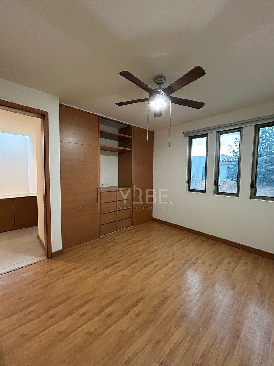 Casa em condomínio fechado em Santillana Parque Residencial, Zapopan, foto 11 de 17