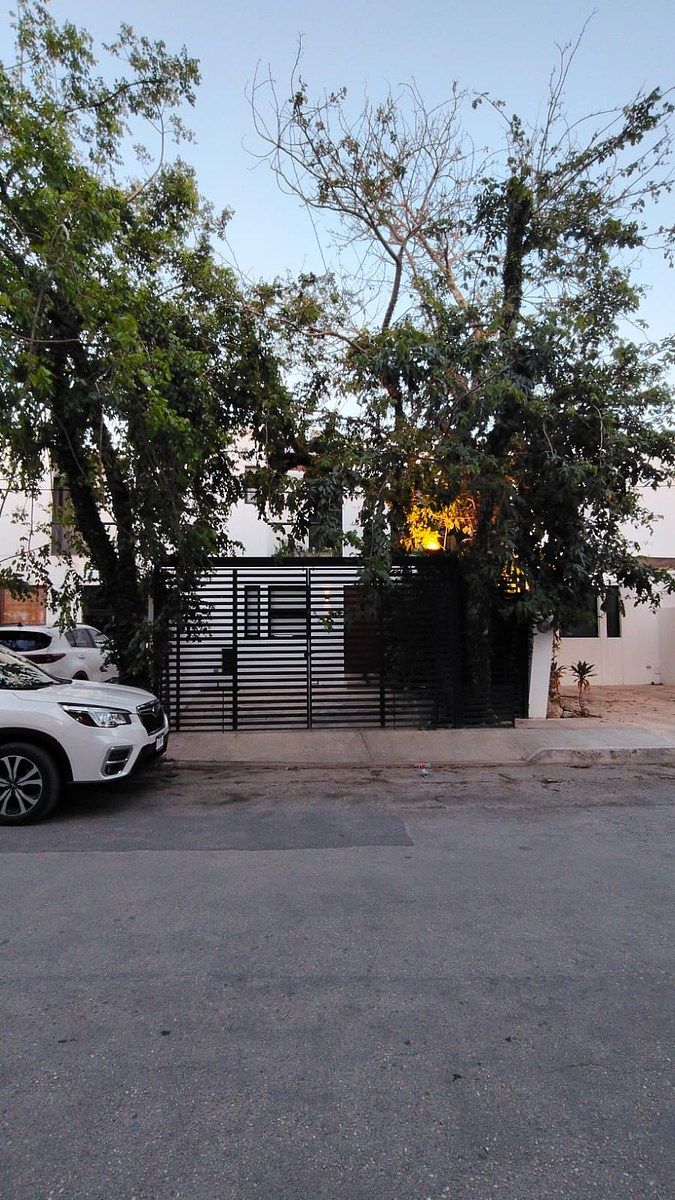 House in Cholul, Mérida, photo 2 of 31