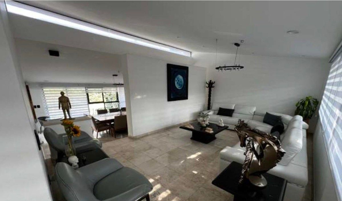 House in Pedregal de San Francisco, Coyoacán, photo 3 of 27