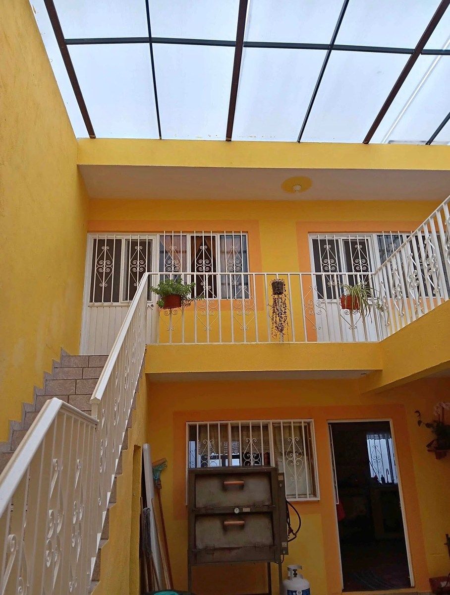 CASA EN VENTA EN INSURGENTES, foto 1 de 16
