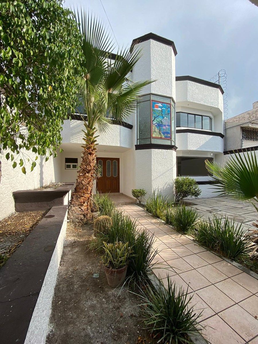 Casa en Renta, Jardines de Querétaro, 4 Recámaras, foto 1 de 32