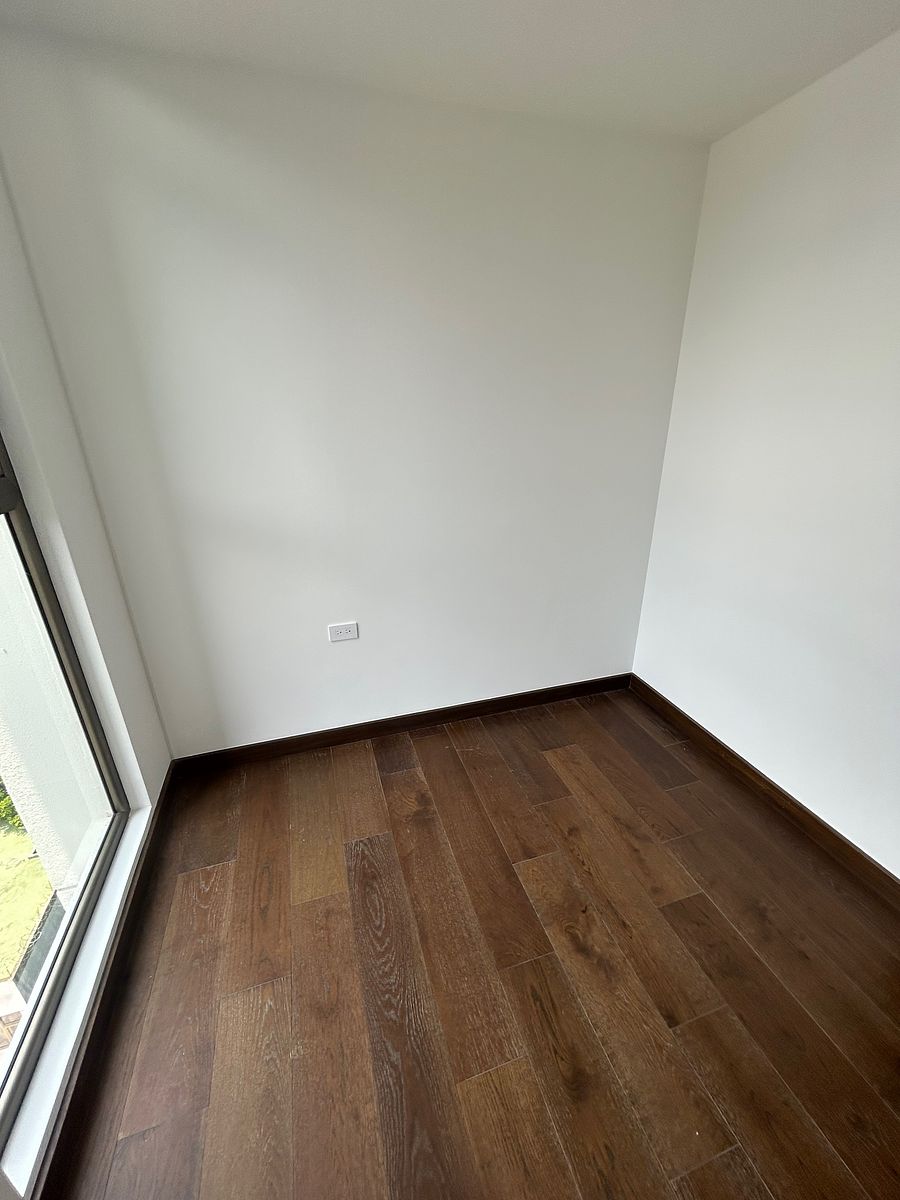 Apartamento en Zona 10, Guatemala, foto 5 de 12