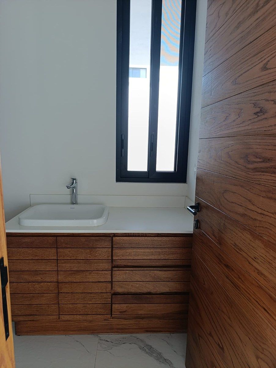 House in Gated Community in Lomas del Valle, Guadalajara, photo 13 of 39