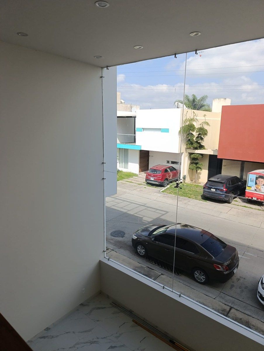 House in Gated Community in Lomas del Valle, Guadalajara, photo 15 of 39