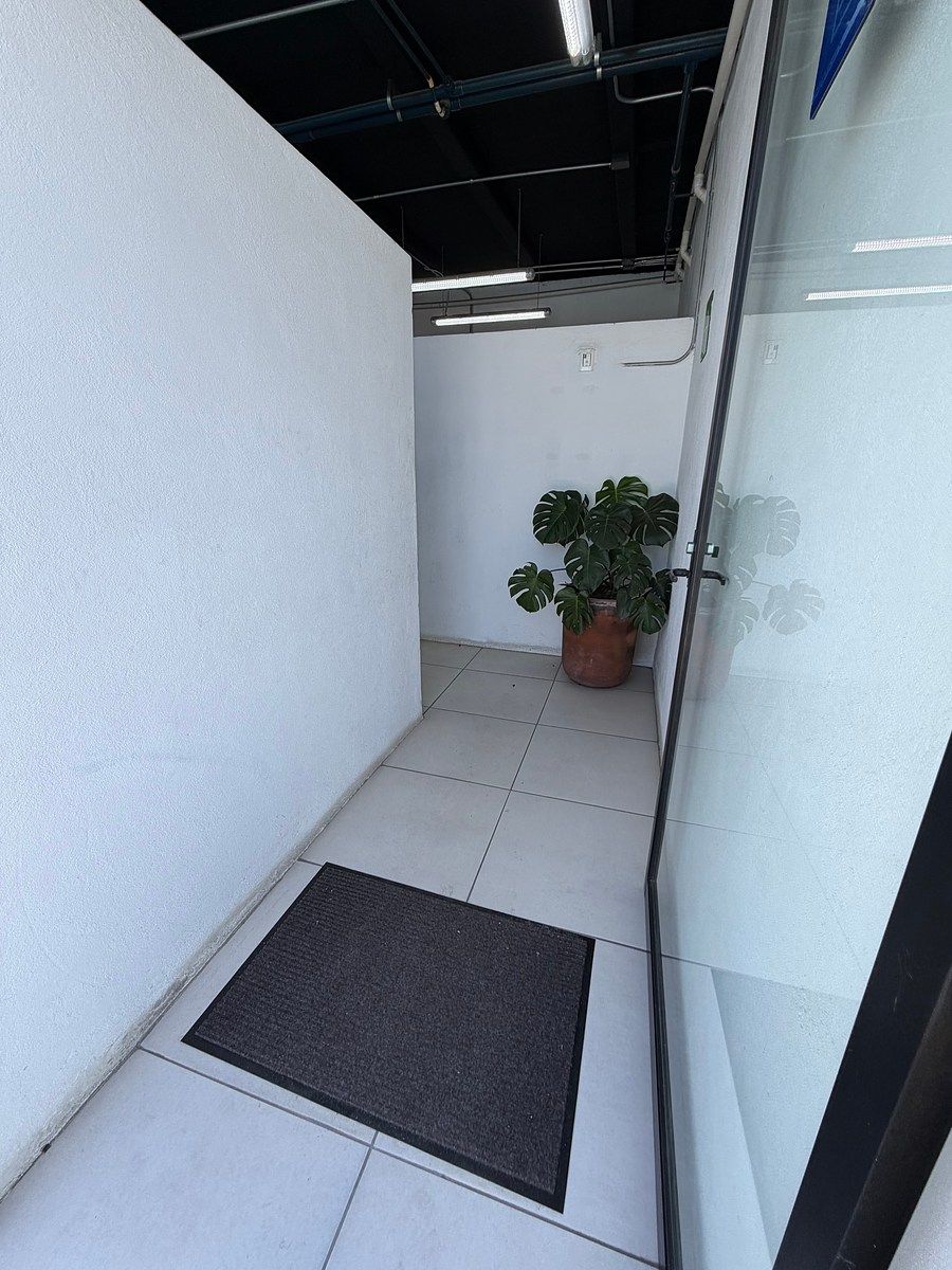 Commercial Storage Unit in Valle Real, Zapopan, photo 11 of 16