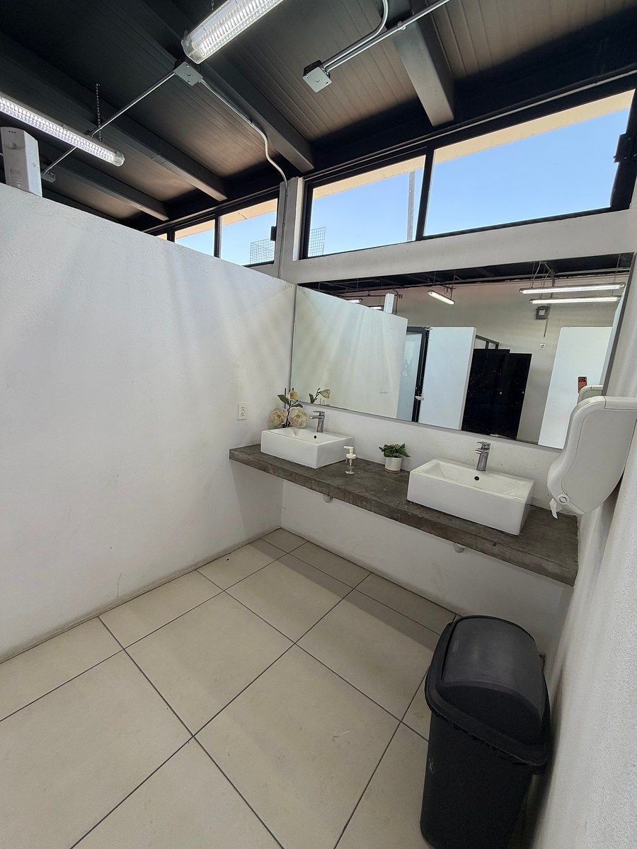 Commercial Storage Unit in Valle Real, Zapopan, photo 15 of 16