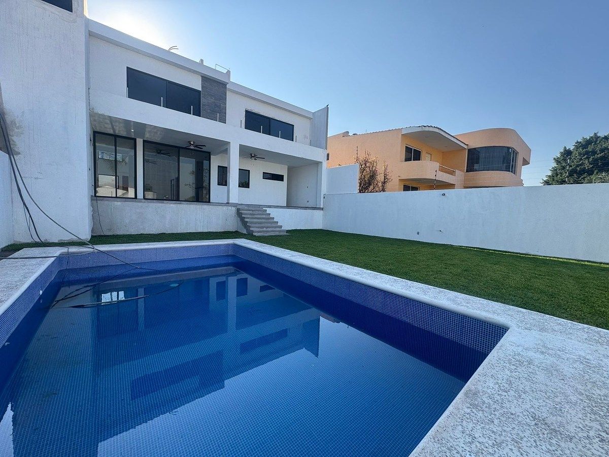 Venta casa en Burgos Bugambilias, Cuernavaca Morelos, photo 1 of 29