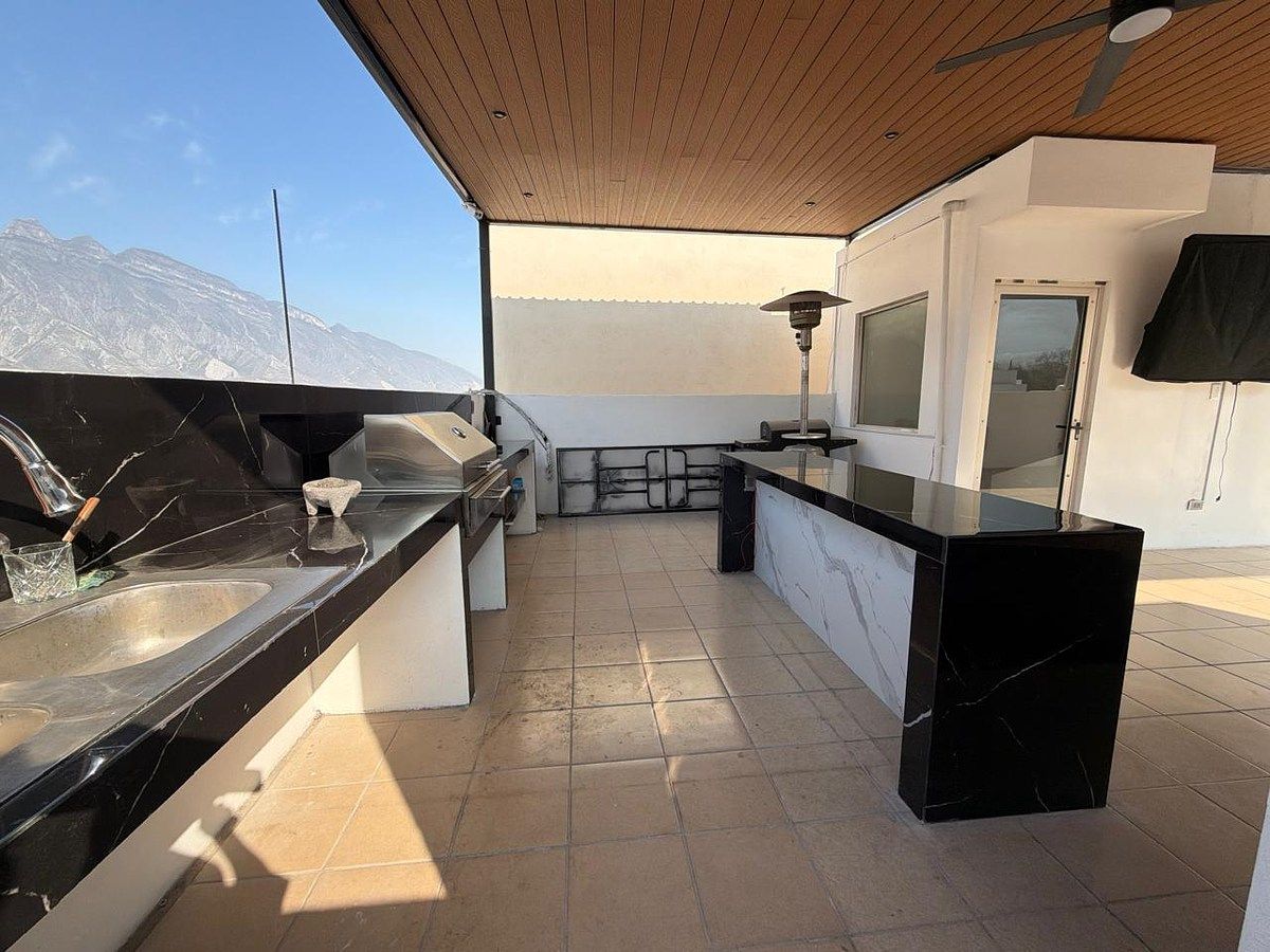 House in Bosques Del Poniente, Santa Catarina, photo 9 of 9