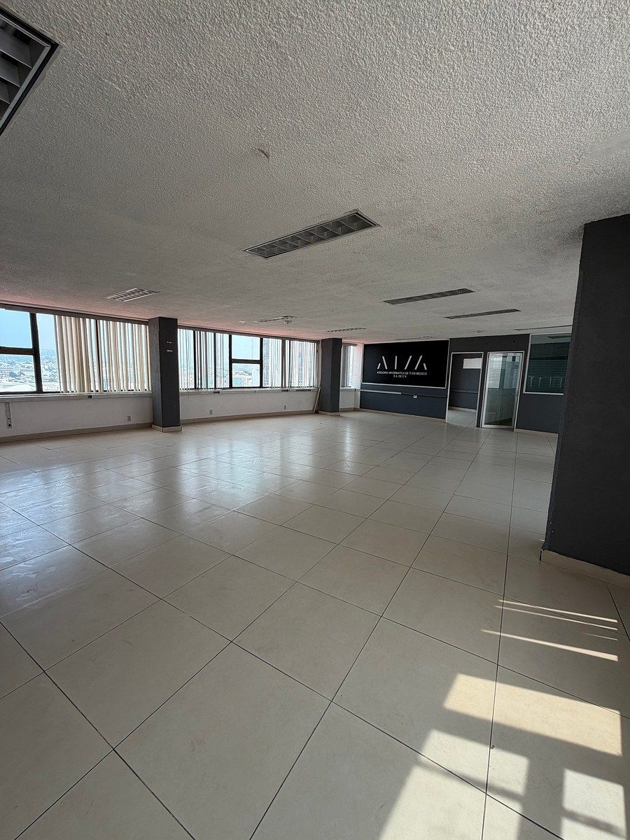 Edificio en Naucalpan, Naucalpan de Juárez, foto 36 de 40