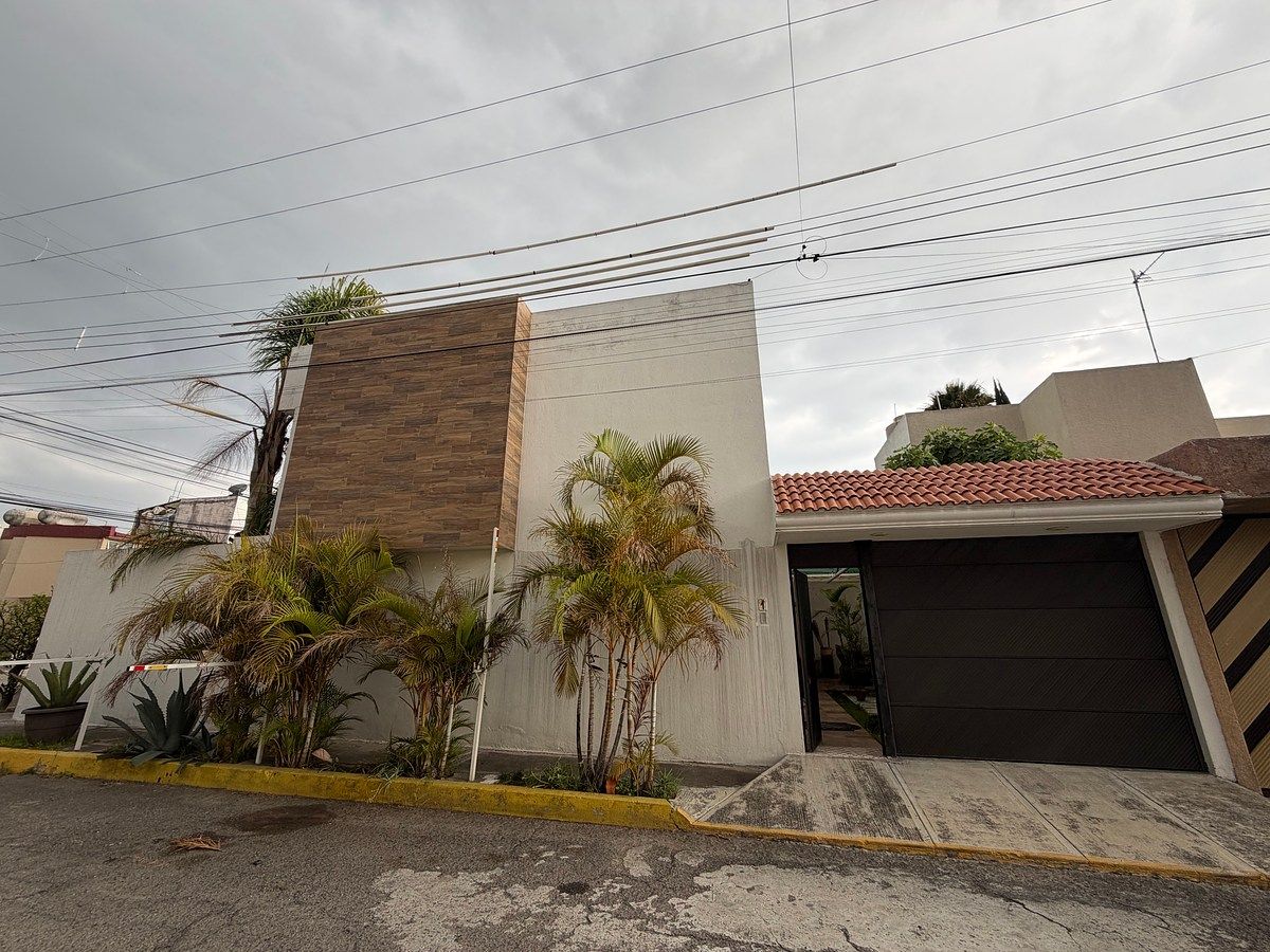 Casa amueblada y equipada en renta en fraccionamiento Vista Alegre, foto 1 de 13