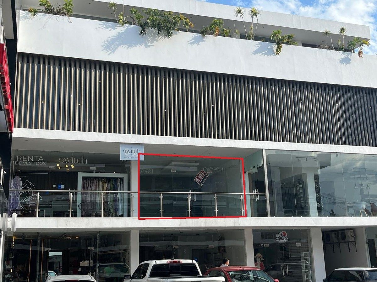 SE RENTA LOCAL COMERCIAL EN PLAZA INFINITE NIVEL 1, foto 1 de 7