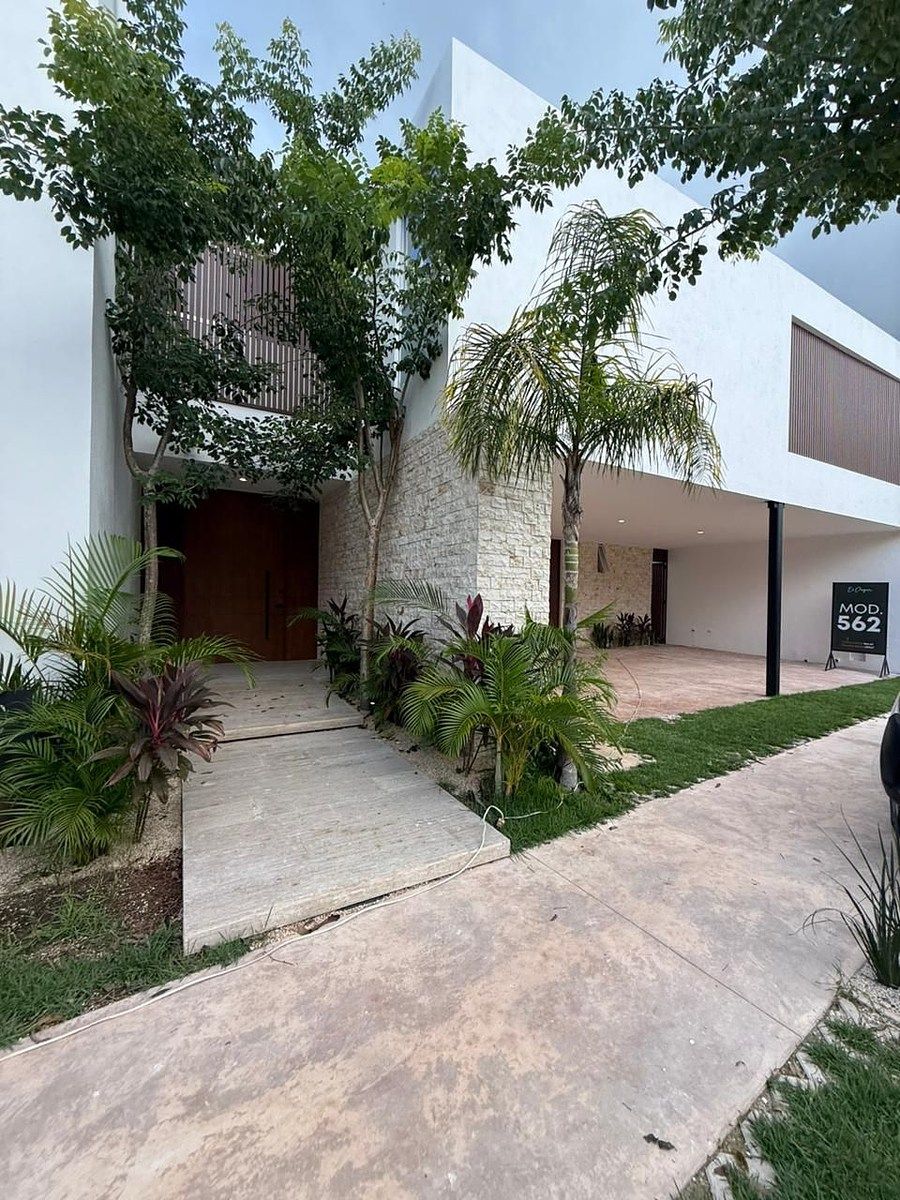 Residencia Premium en venta ubicada en la zona Country, norte de Mérida Yucatán., foto 1 de 17
