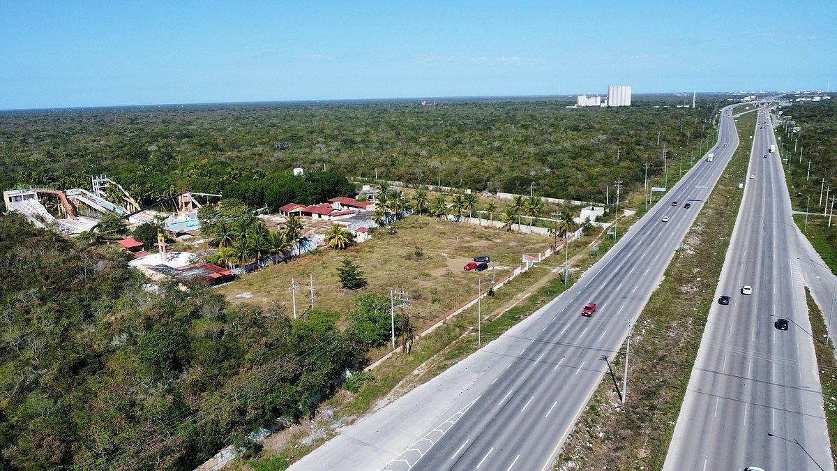 MACROLOTE PREMIUM 4.5 HECTAREAS — FRENTE CARRETERA FEDERAL MÉRIDA-PROGRESO, photo 1 of 10