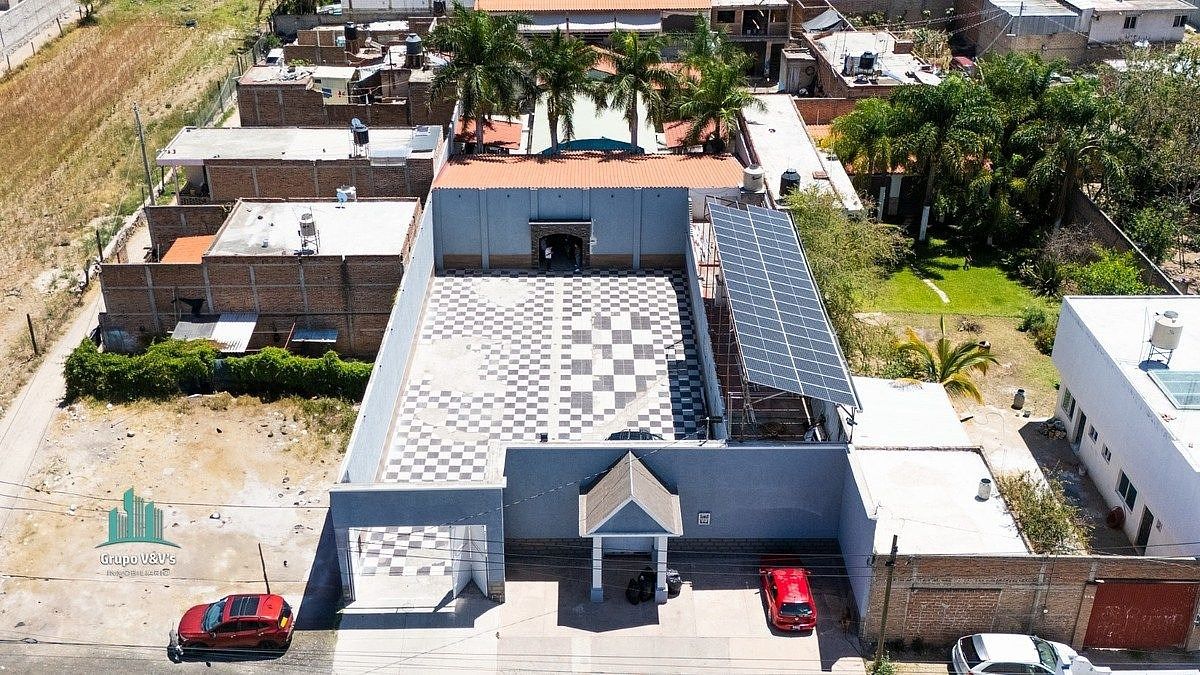 TERRAZA DE EVENTOS EN VENTA + NEGOCIO FUNCIONANDO, foto 1 de 25