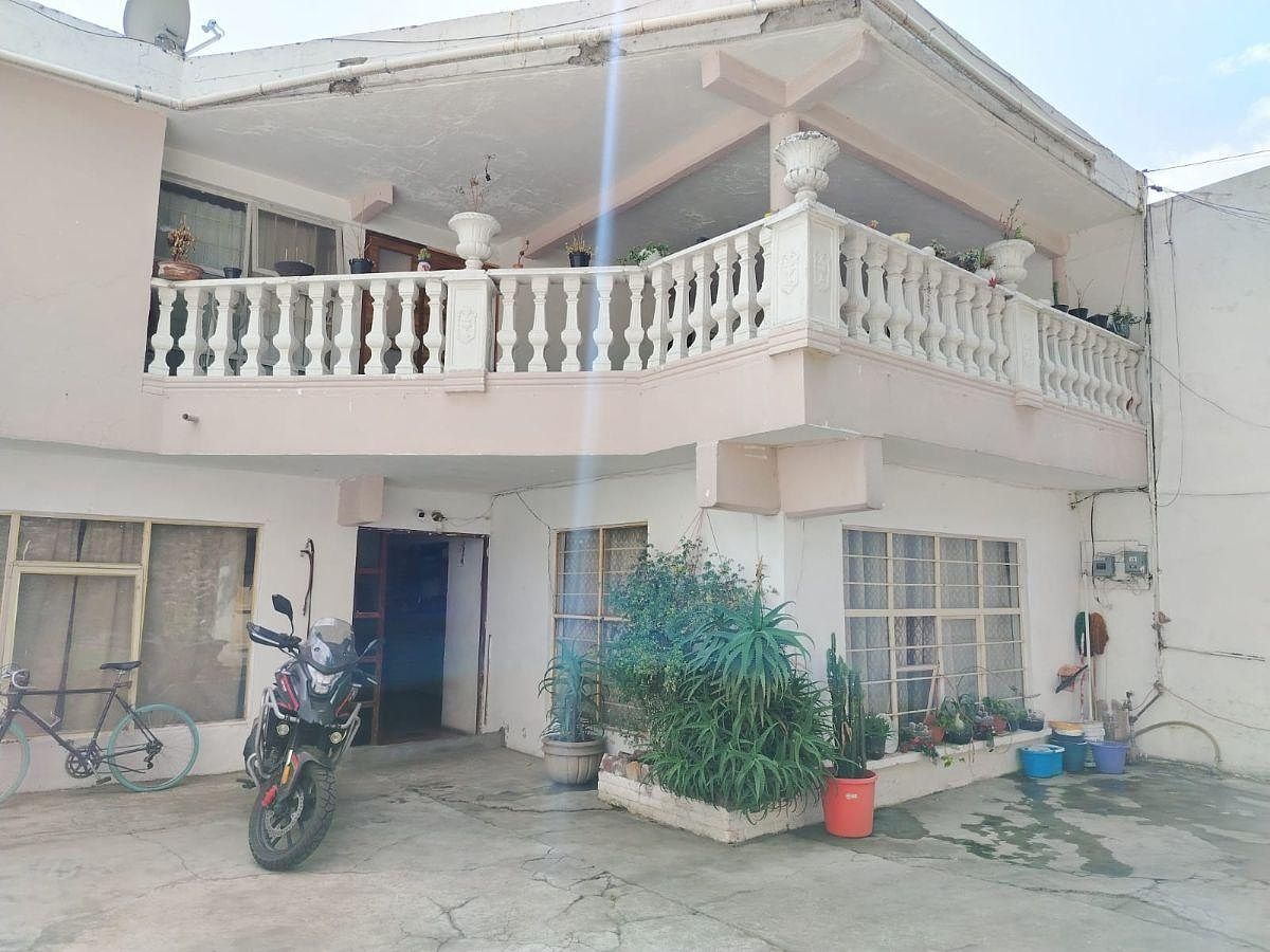 Se Vende Casa con Jardín Para Remodelar, foto 1 de 18