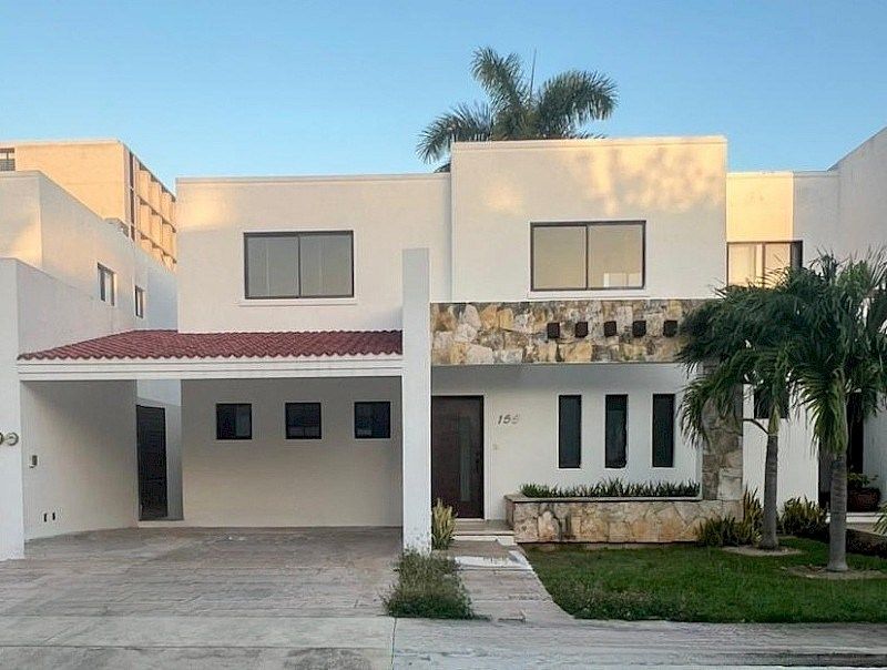 RENTA!!! HERMOSA CASA EN COCOYOLES, NORTE DE MÉRIDA, foto 1 de 10