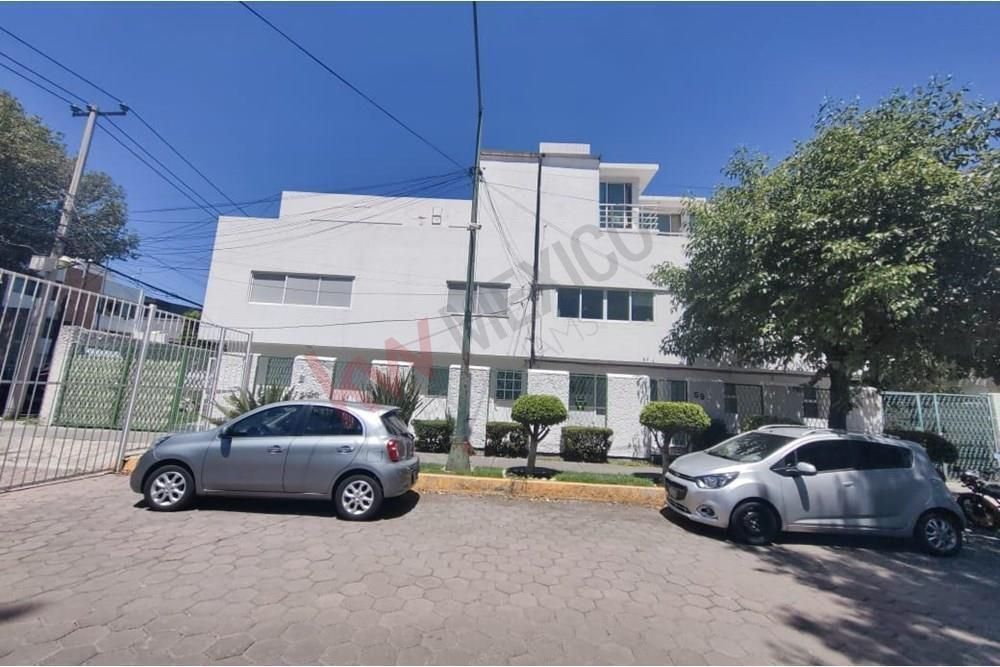 Casa em Prado Coapa 1A Sección, Tlalpan, foto 3 de 50