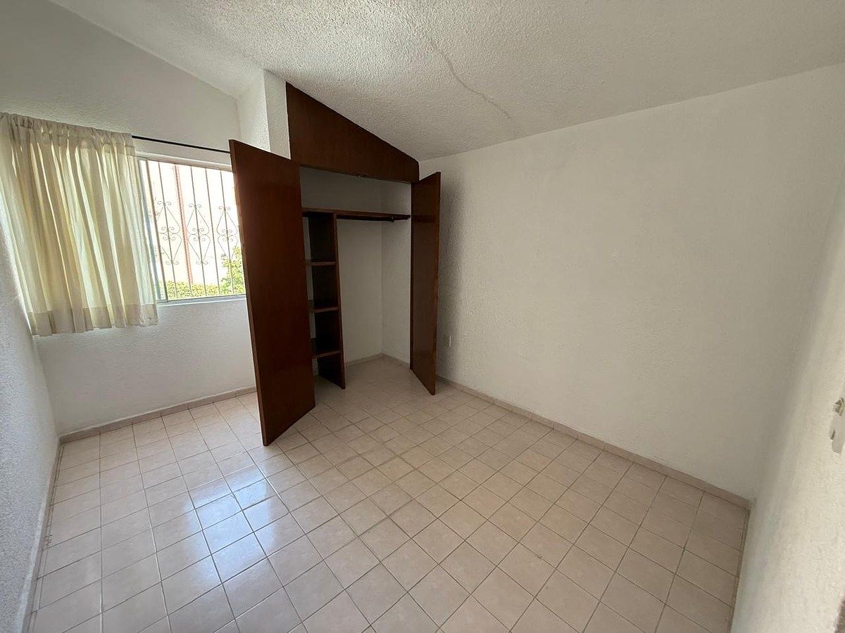 House in La Pradera, Cuernavaca, photo 11 of 15