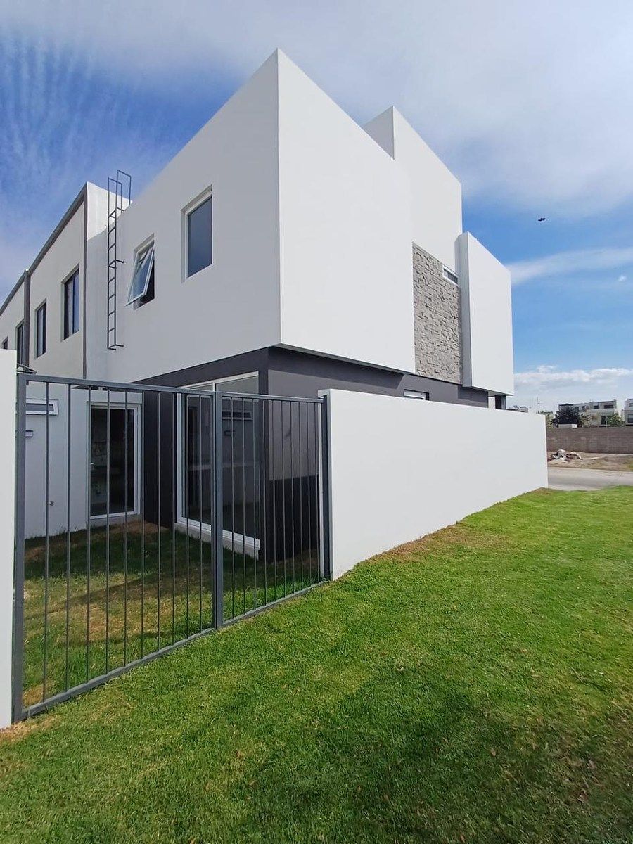 Hermosa Casa en Venta – Fraccionamiento Adamar, photo 1 of 17