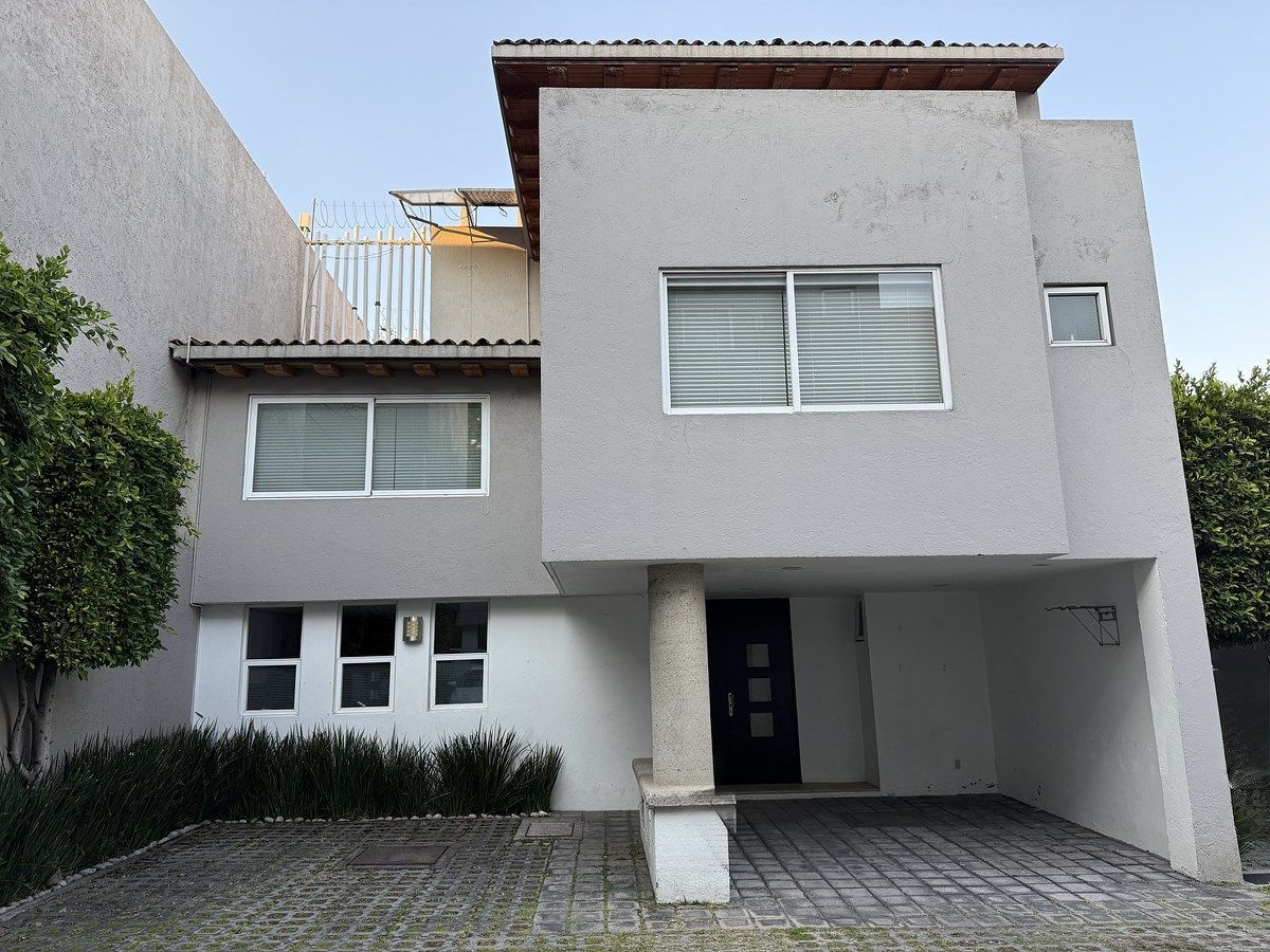 HOUSE FOR SALE IN LAS ÁGUILAS, photo 1 of 33