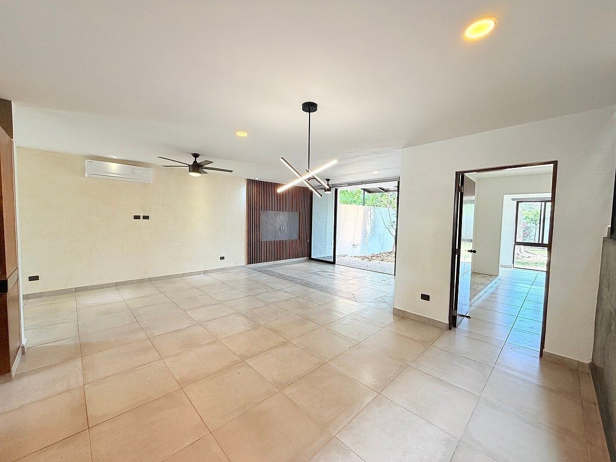 House in Gated Community in Cholul, Mérida, photo 8 of 35