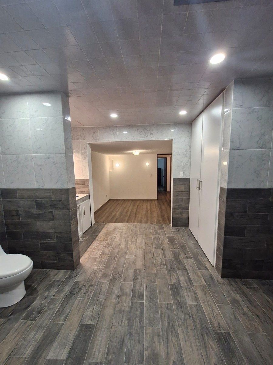 RENTA OFICINA O ESPACIO PARA ALMACENAR DE 30m2, foto 1 de 5