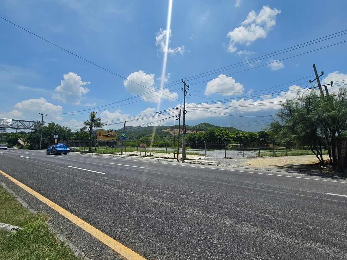 Commercial Lot in El Uro, Monterrey, photo 2 of 5