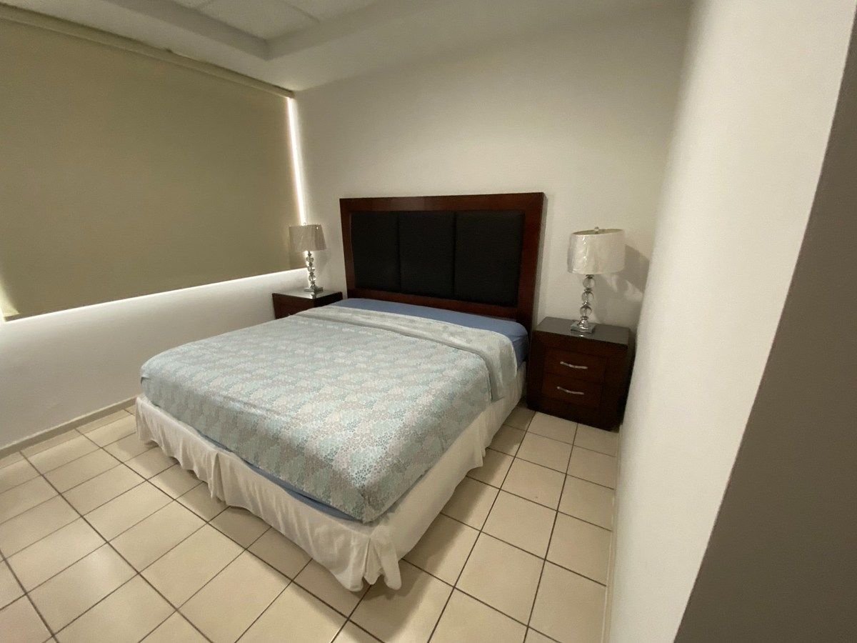Departamento en Del Valle, San Pedro Garza García, foto 7 de 13