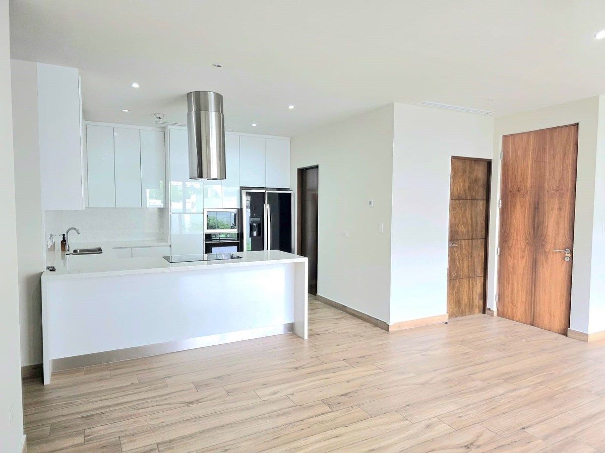 Departamento En Renta, Las Huastecas, Valle Poniente, San Pedro Garza García, foto 1 de 14