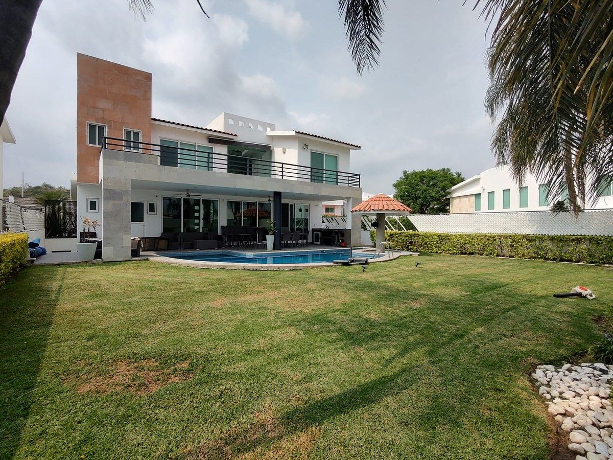 CASA EN VENTA EN LOMAS DE COCOYOC, foto 1 de 29