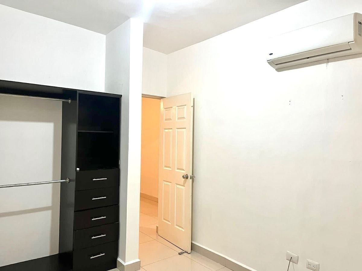 Casa em Espacio Cumbres, Monterrey, foto 15 de 19