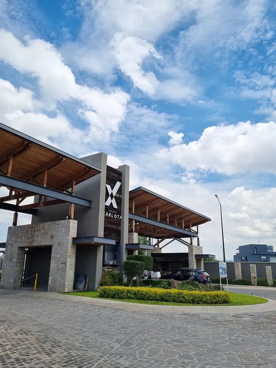 Terreno en venta en Hacienda Carlota, foto 1 de 9