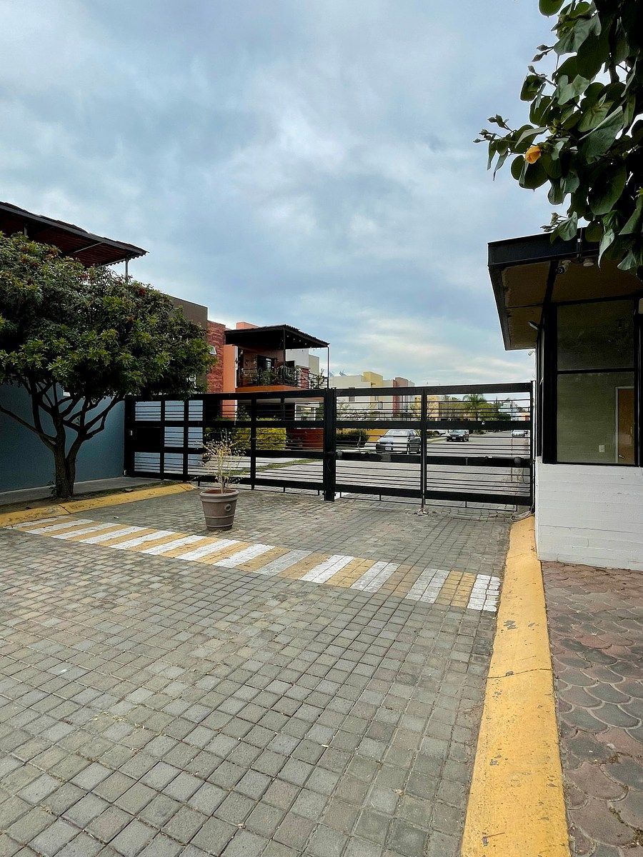 House in Gated Community in Parques de Tesistán, Zapopan, photo 21 of 28