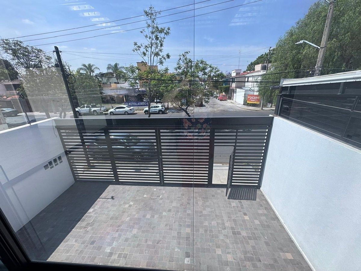 Edificio en Las Plazas, Irapuato, foto 12 de 14