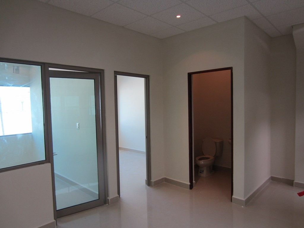 Commercial Storage Unit in Burócratas del Estado, Monterrey, photo 8 of 10