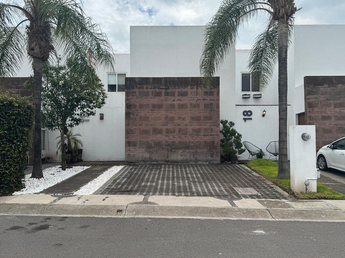 Casa en renta ubicada en San Fe Juriquilla, foto 1 de 26