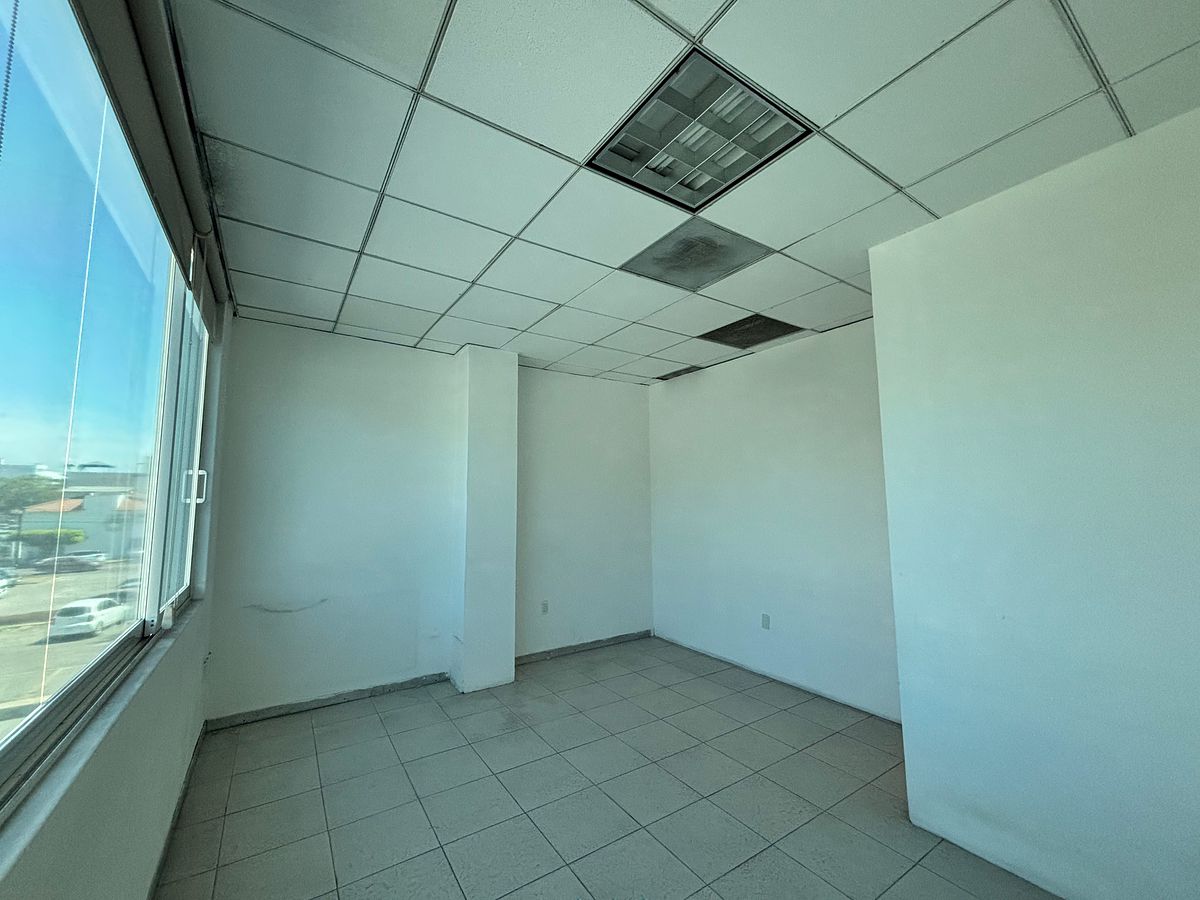 Office in Las Aralias I, Puerto Vallarta, photo 9 of 13