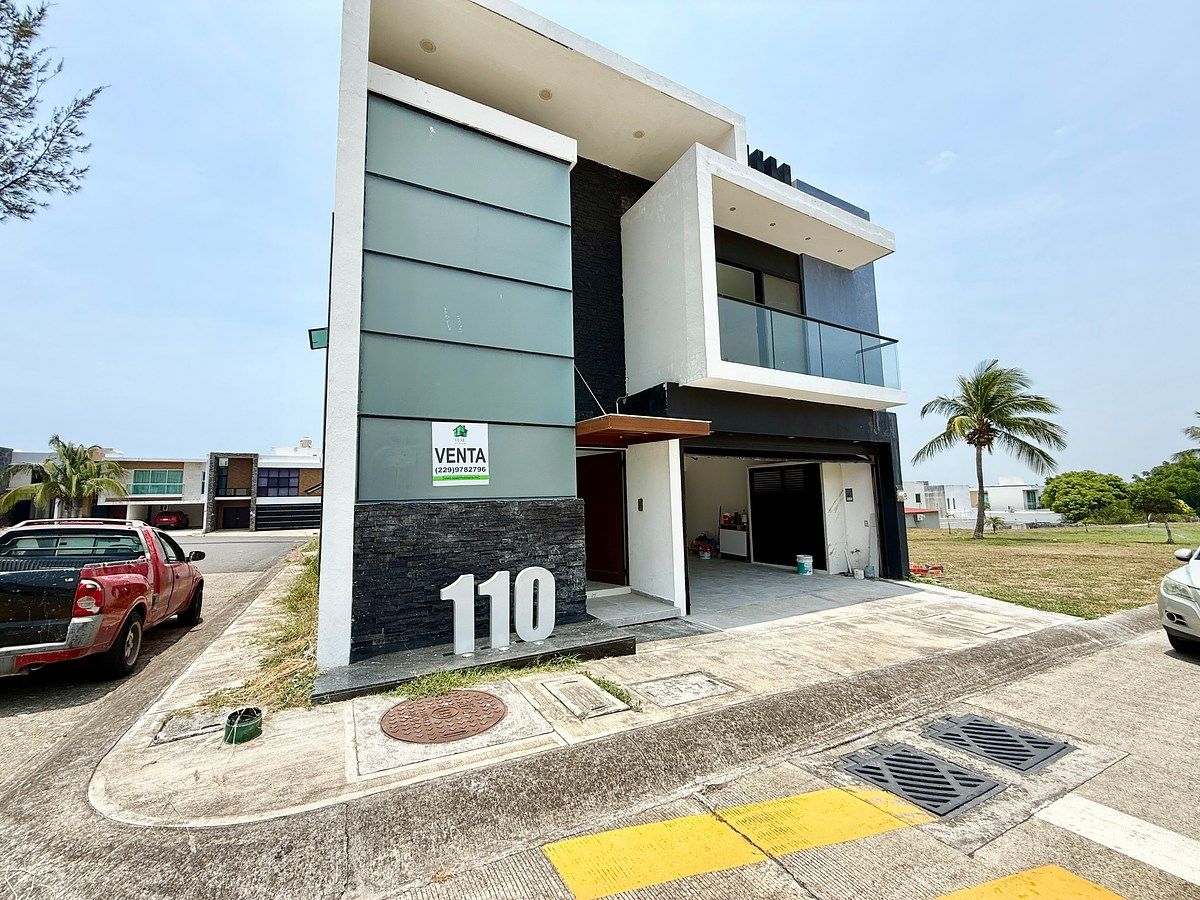 Casa VENTA Lomas Residencial Veracruz, foto 1 de 32