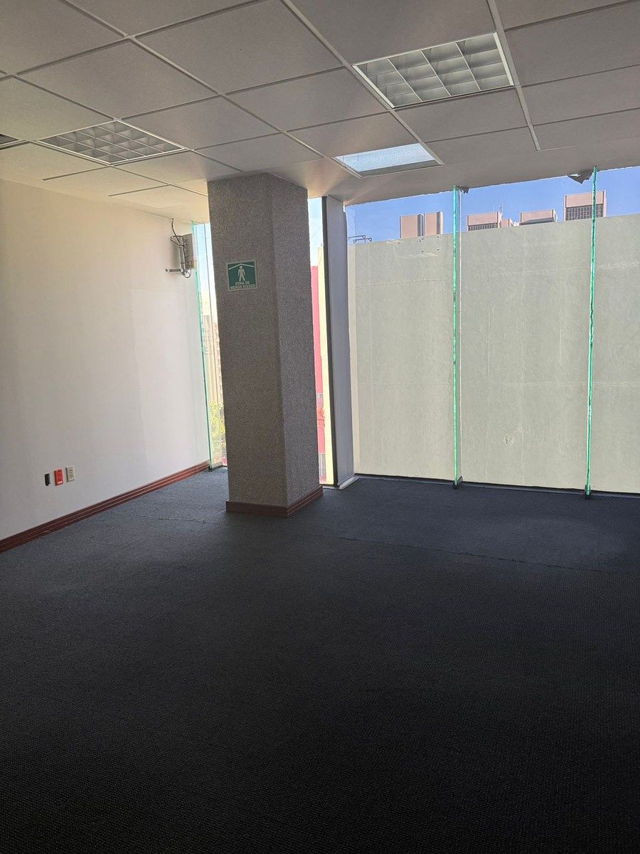 Oficina en Ladrón de Guevara, Guadalajara, foto 19 de 30