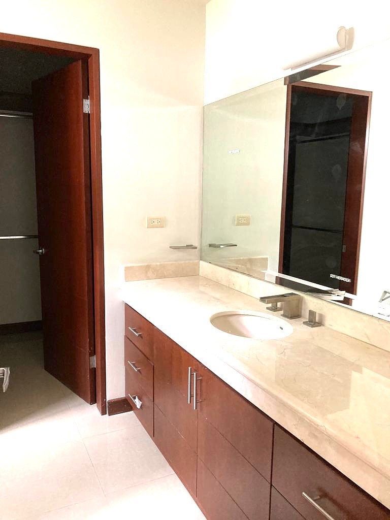 Casa en Privanzas 4 Sector 1 Etapa, San Pedro Garza García, foto 4 de 19