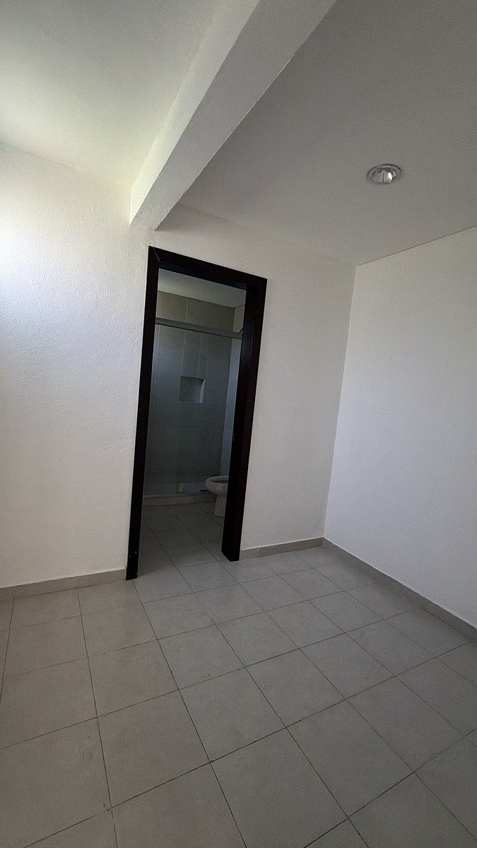 Casa em condomínio fechado em La Providencia, Metepec, foto 16 de 23