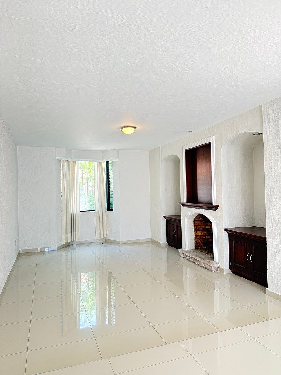 Casa em Ciudad Bugambilia, Zapopan, foto 2 de 27