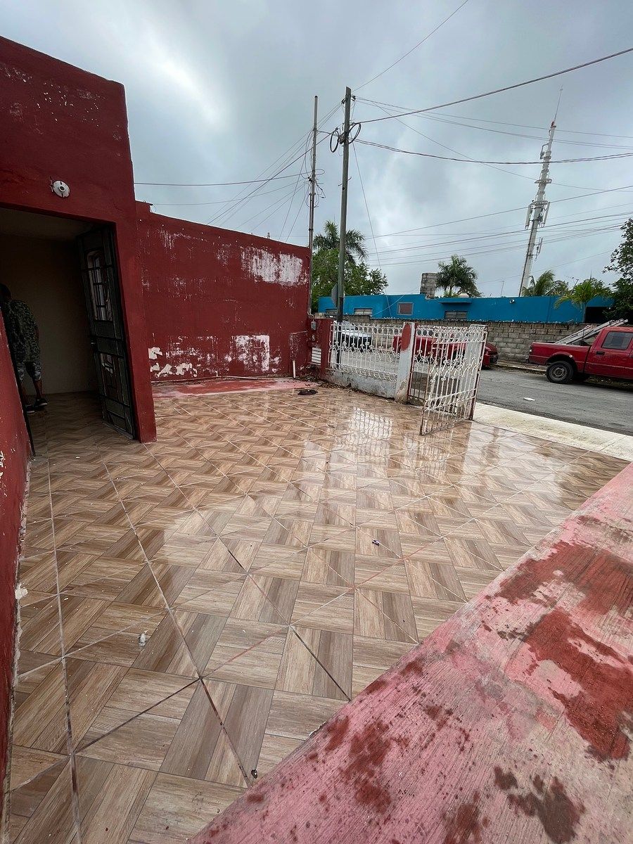 House in Yucalpeten, Mérida, photo 2 of 11