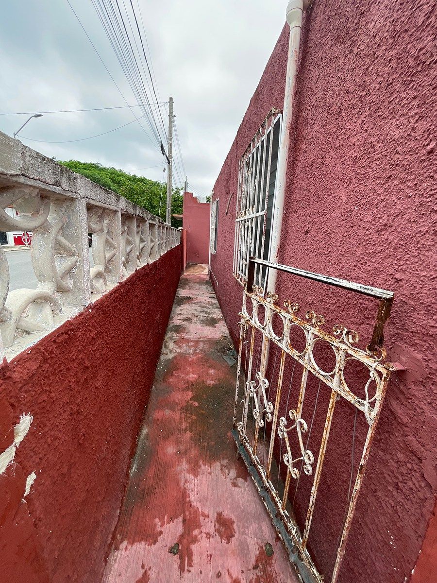 House in Yucalpeten, Mérida, photo 9 of 11