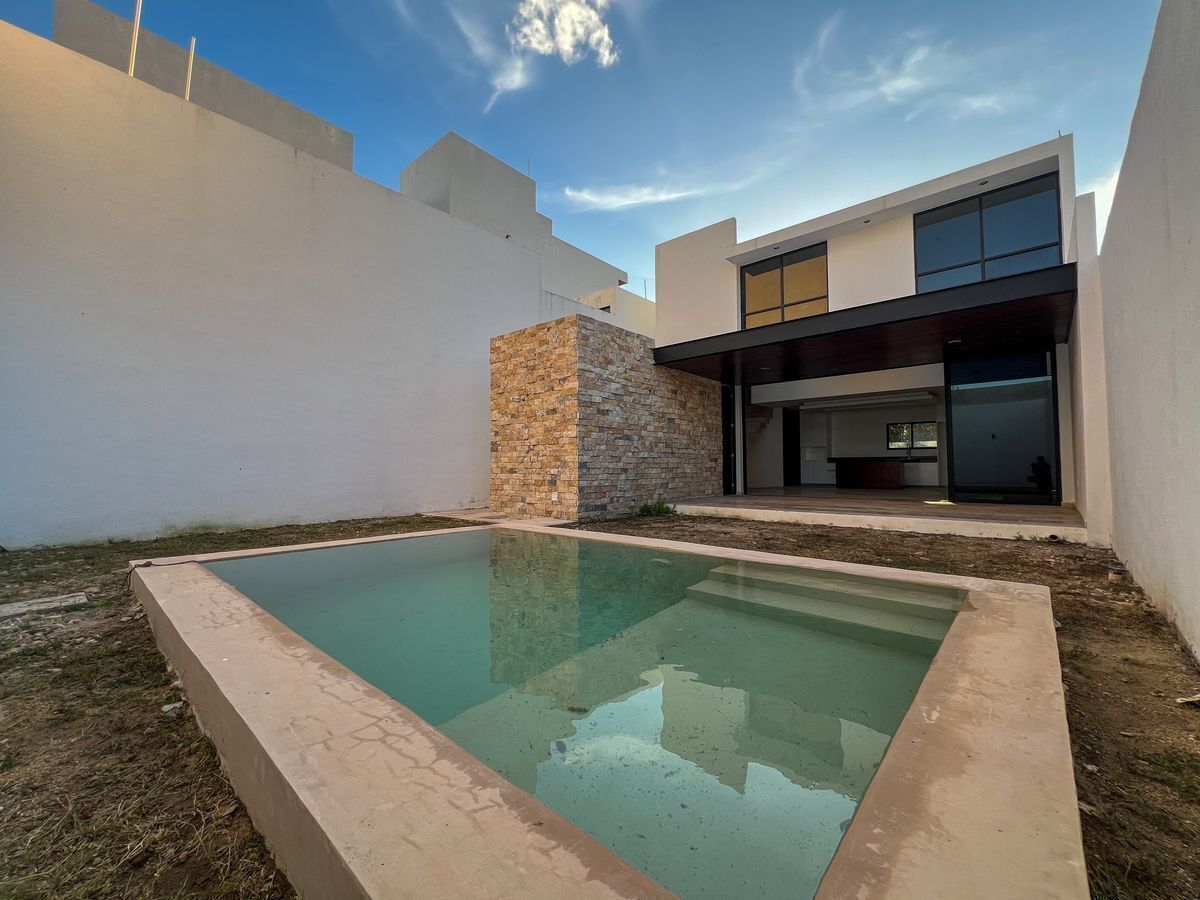 Casa de 3 habitaciones y alberca en venta en Santa Gertrudis Copo, photo 1 of 12